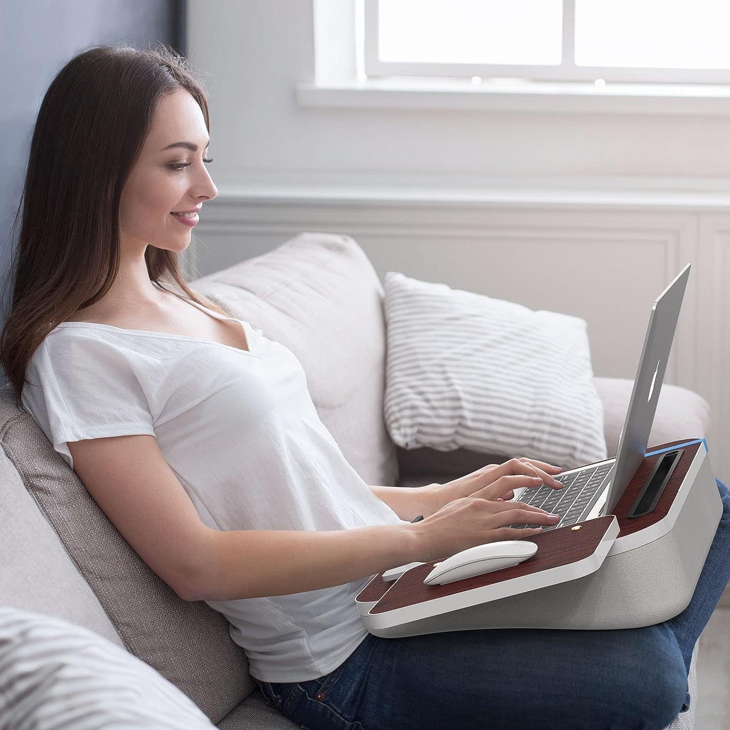 Small Desk For Laptops - Trend Finder